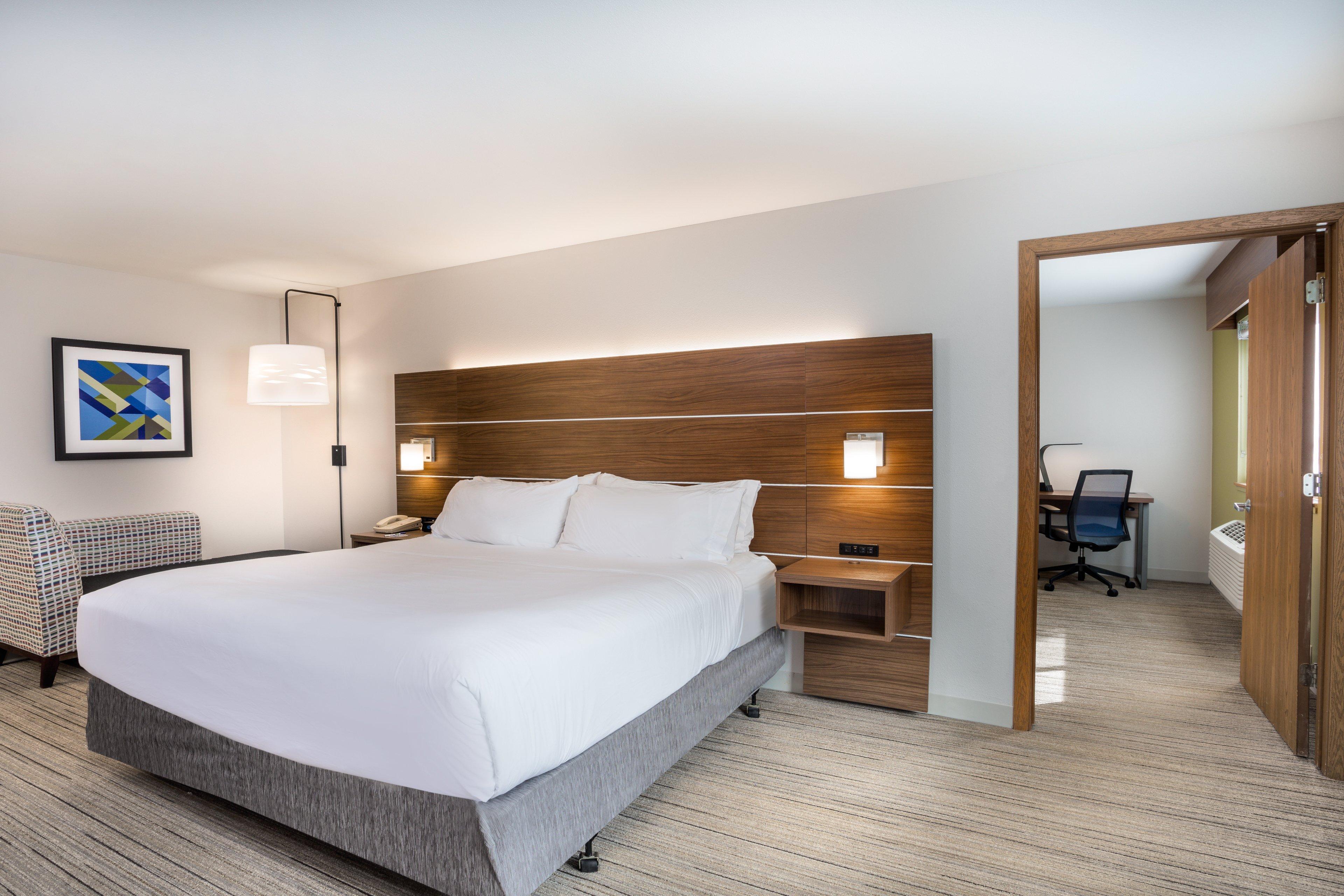 Holiday Express By Ihg Hotel Wisconsin Dells