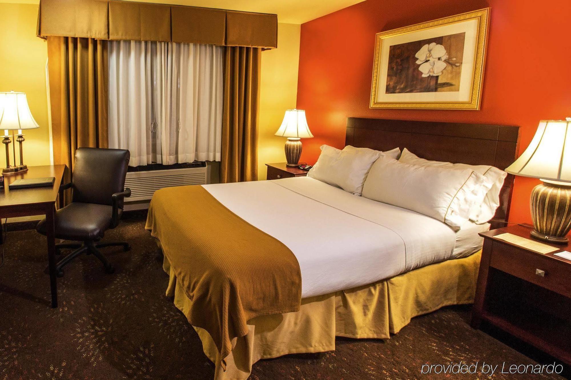 Holiday Express By Ihg 3*